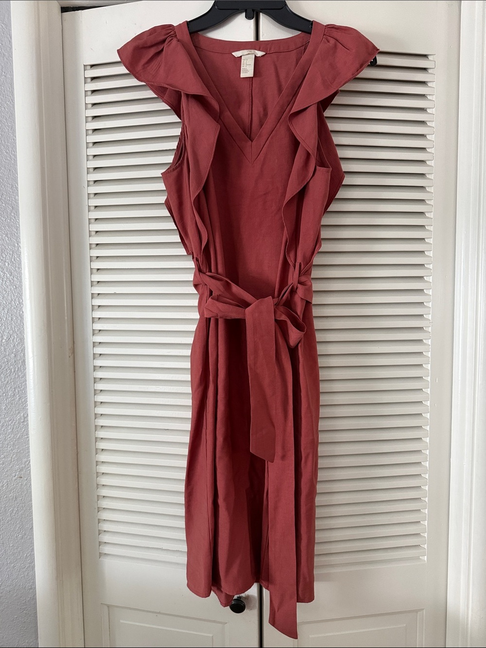 H&M Dusty Rose Ruffle V-Neck Tie-Waist Midi Dress